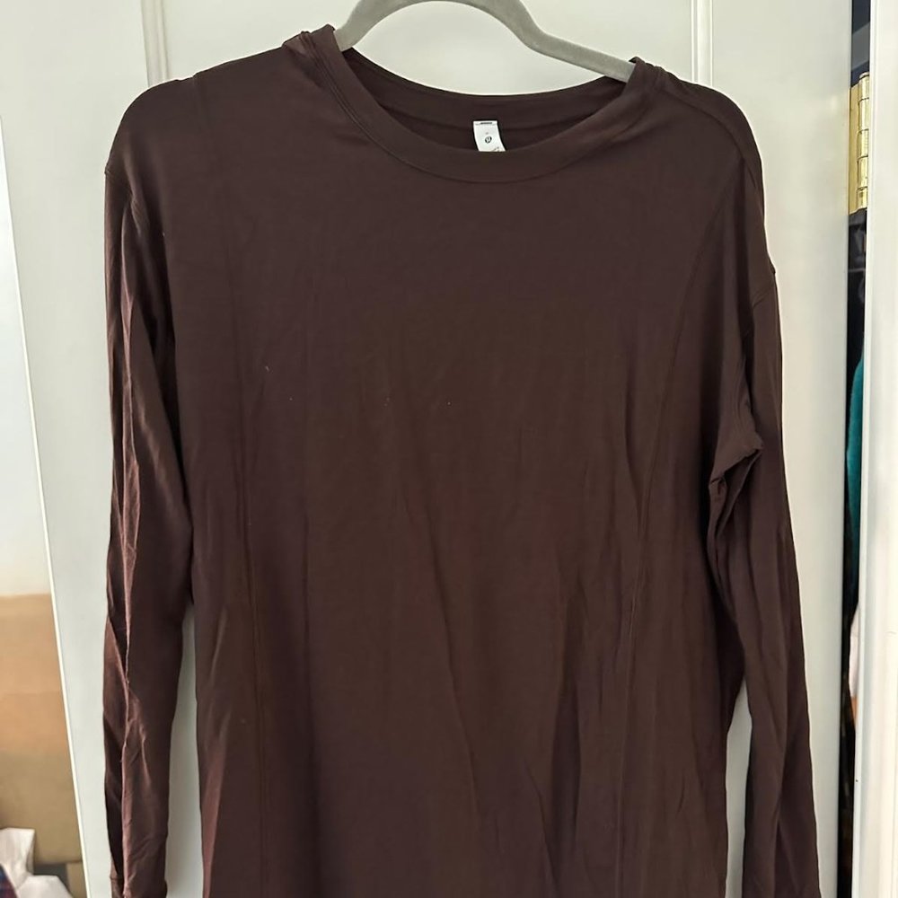 Lululemon Modal Pleated Back Long Sleeve Shirt Size 8
